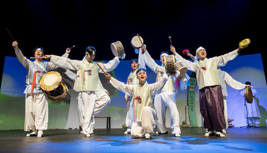 ‘현대사회의 이슈를 몸으로 마주하다’, 11월 어린이청소년을위한예술지원 우수작품 소개