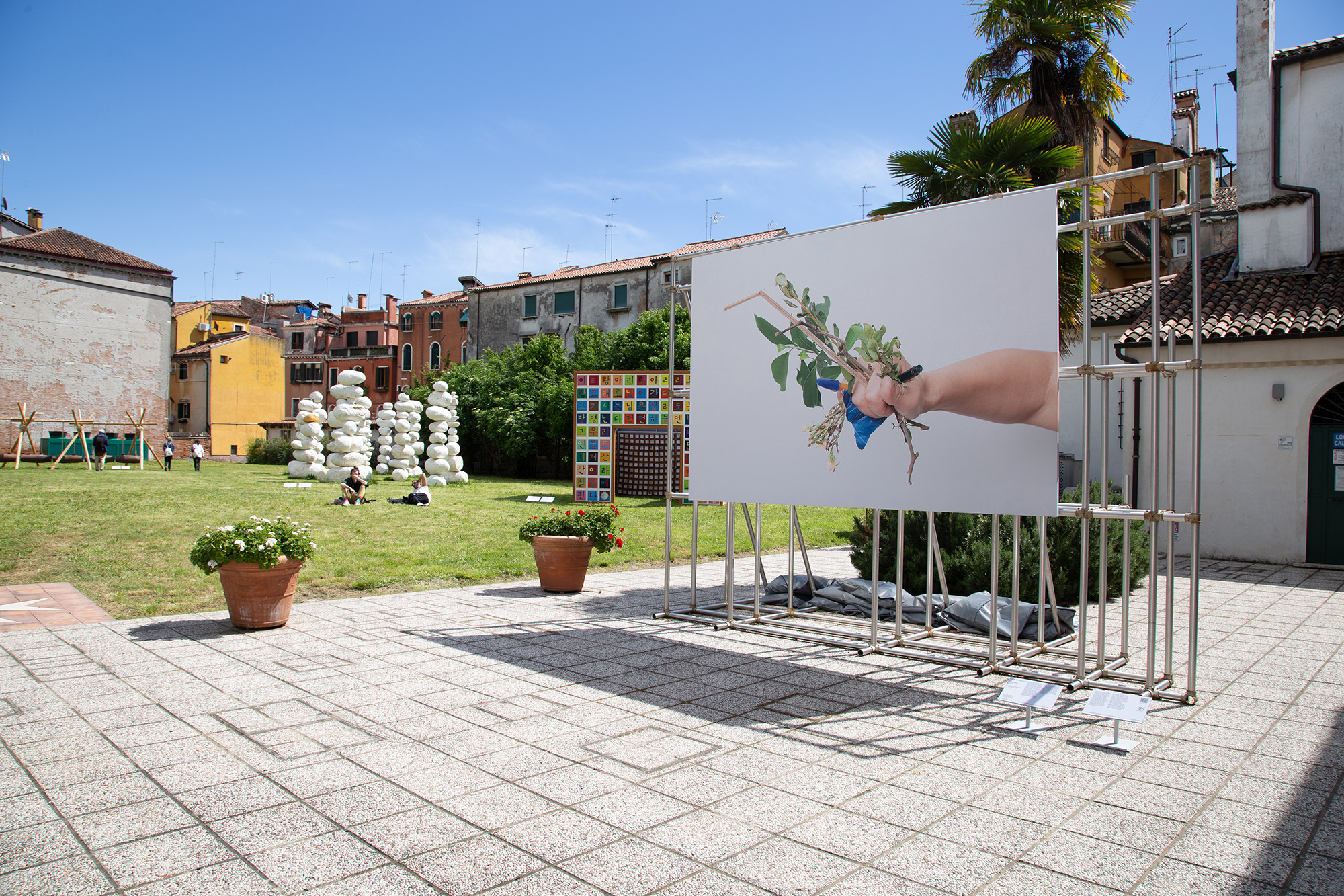 Installation view of Every Island is a Mountain (2024).
              Provided by Bf. Photograph by Hyunjung Kwon.